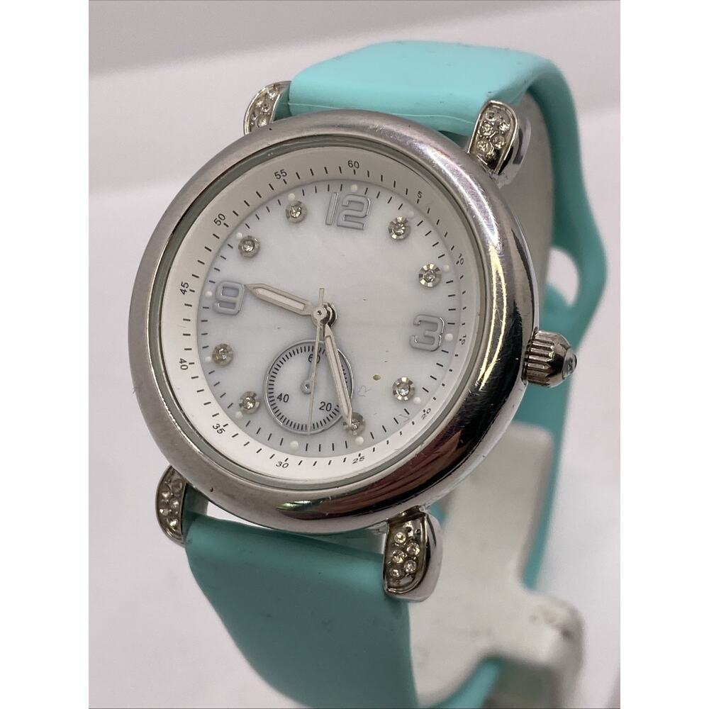 Womens Silver Mop Dial Blue Watch New Battery